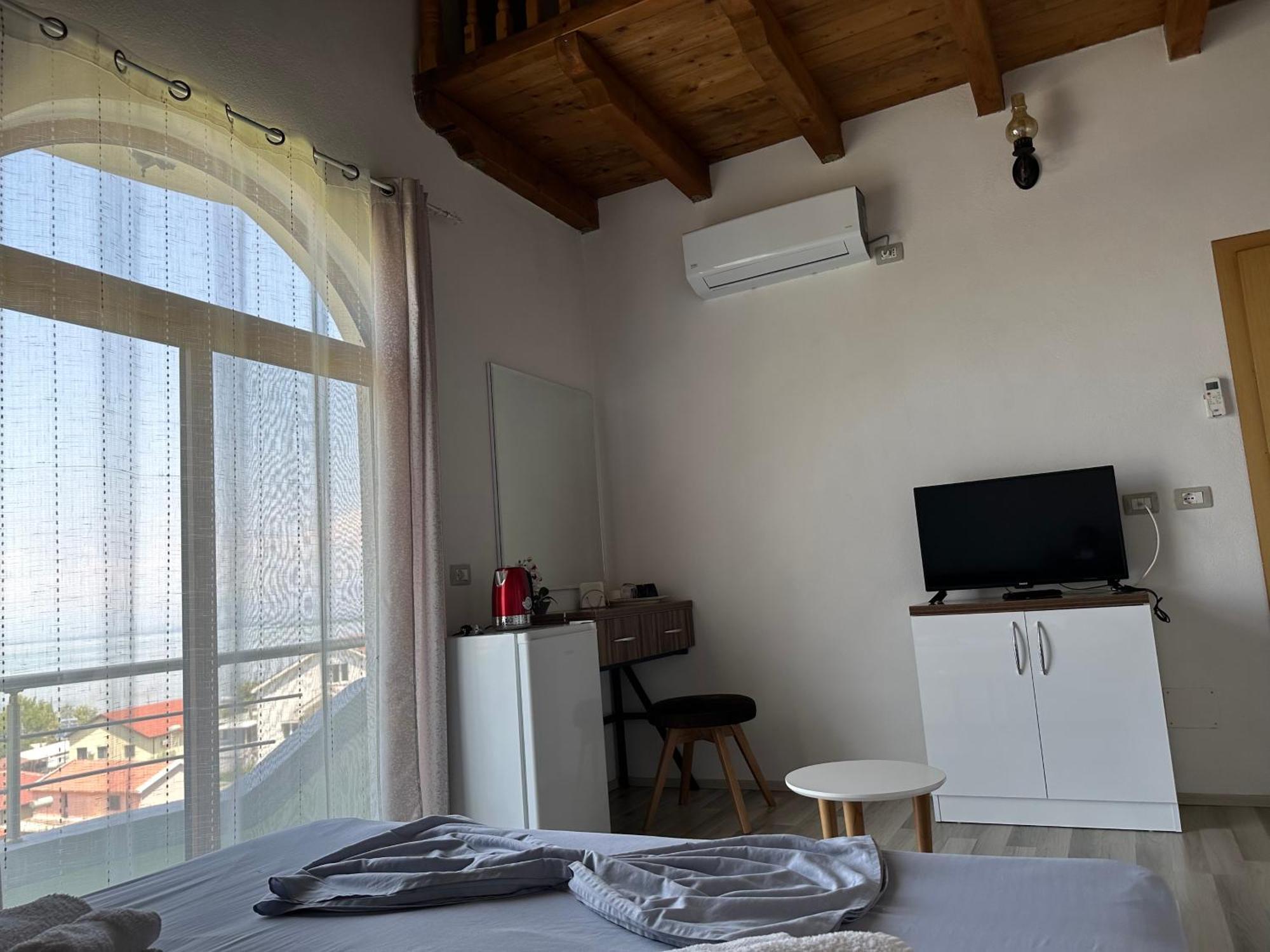 Casadolcecasa Shkodër Exterior foto